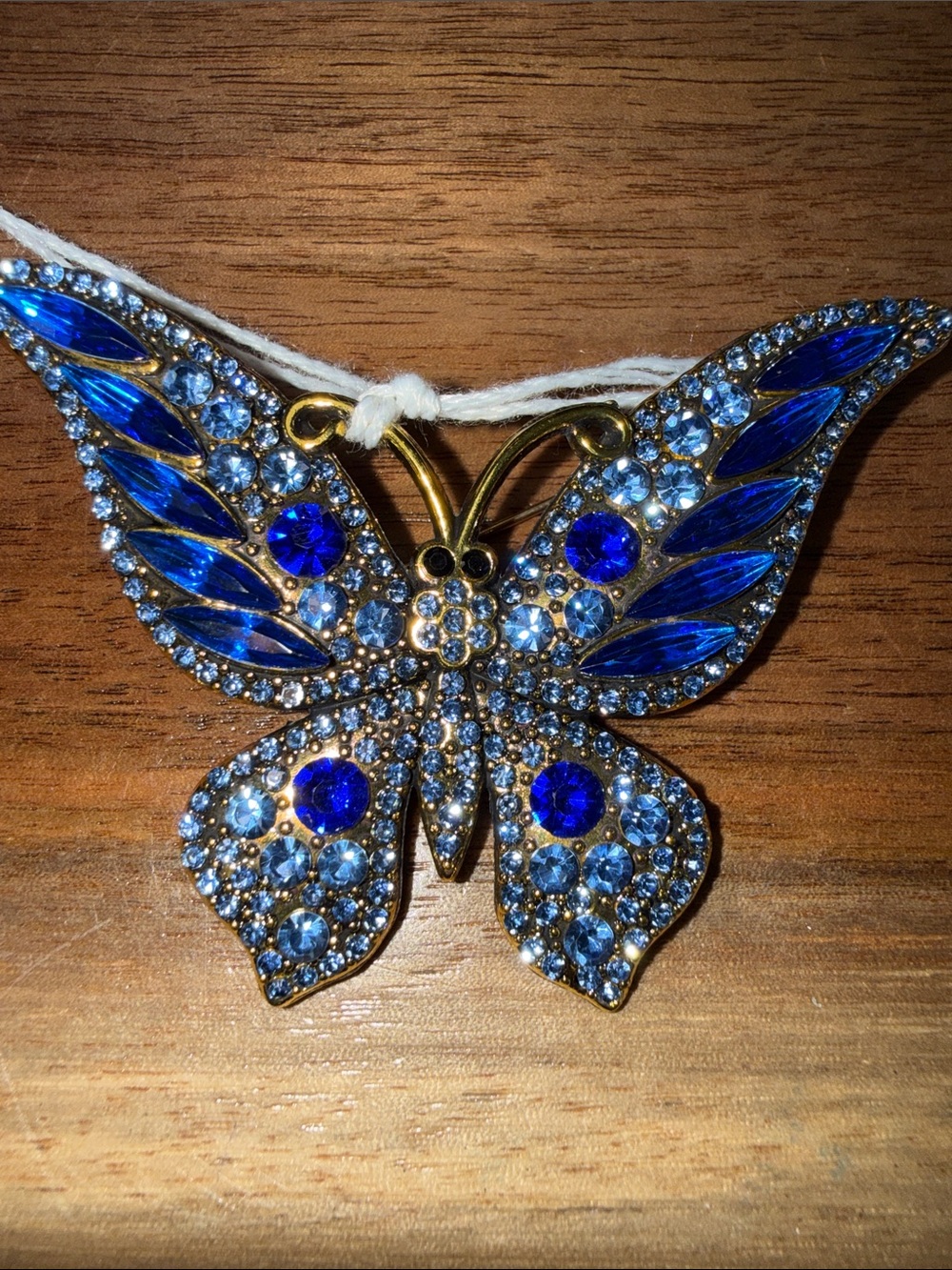 Elegant Blue Crystal Butterfly Brooch - Women Jewelry